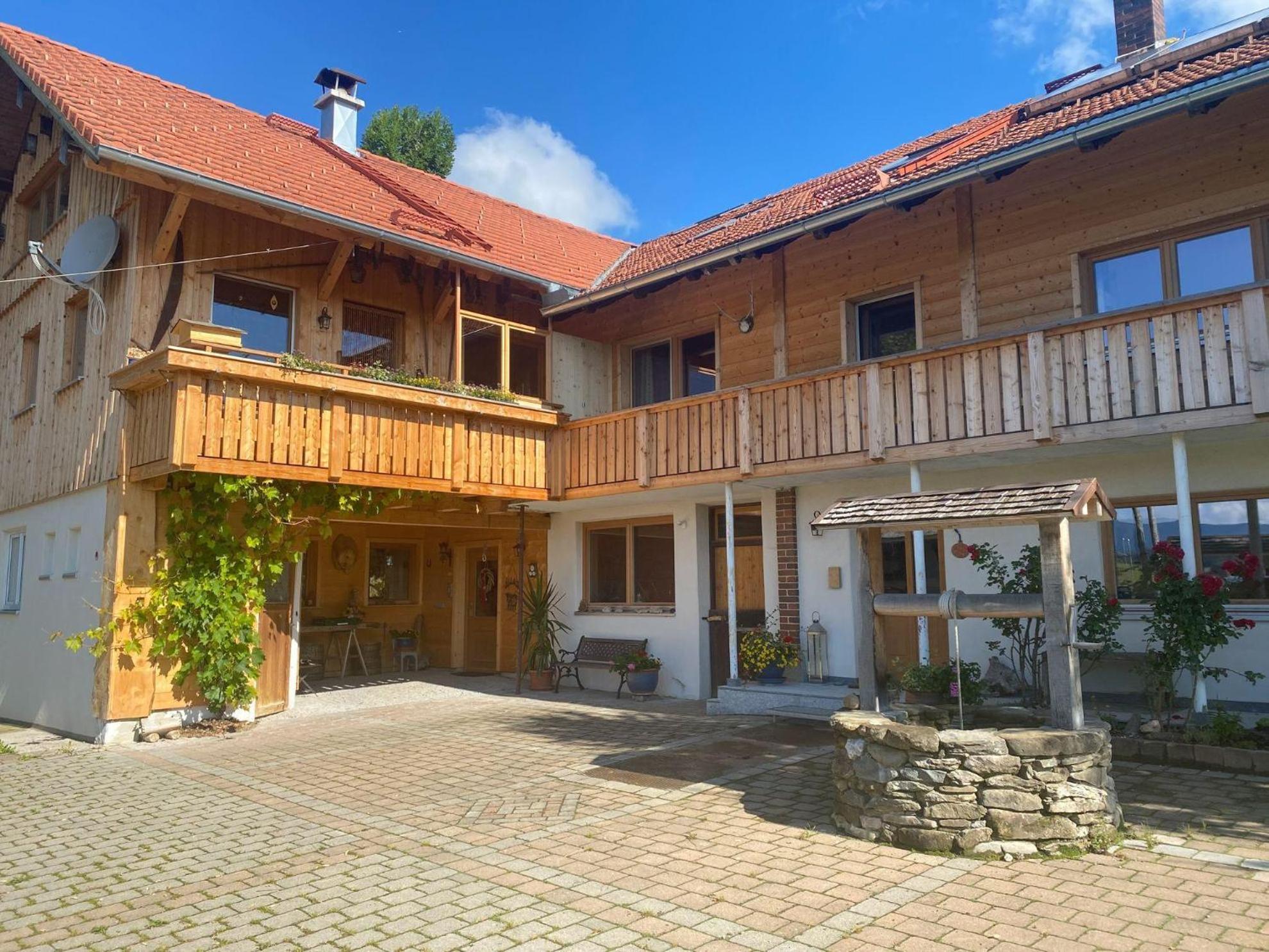 Trollenhof Im Allgaeu - Ferienwohnungen Saeuling Ruckholz ภายนอก รูปภาพ